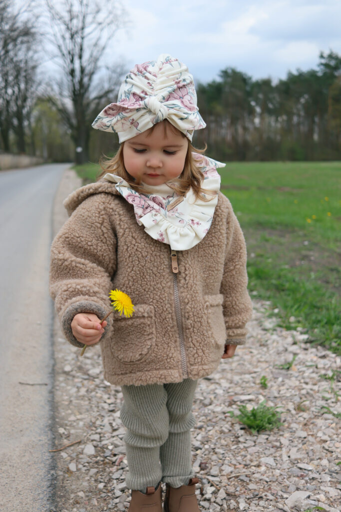 Zaffiro lambavillast laste kapuutsiga jakk RUSVA