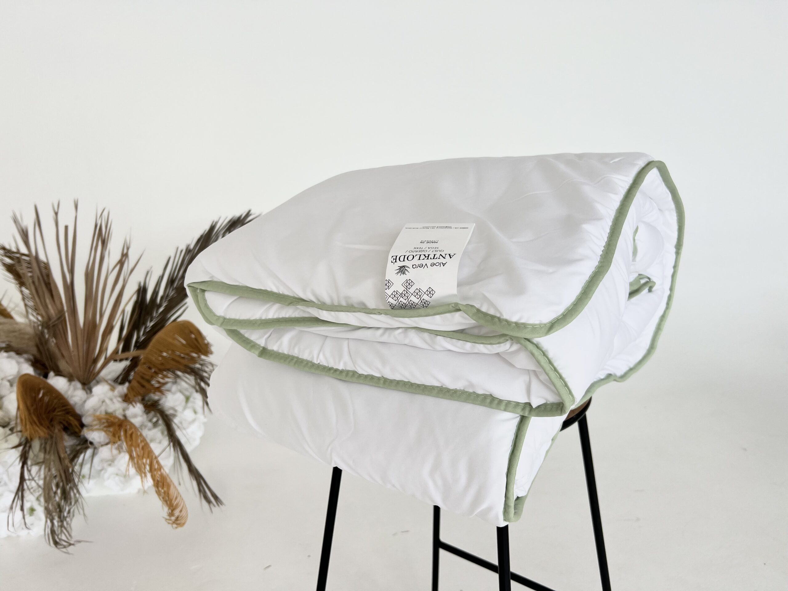 Ergonoomiline voodipesu komplekt aloe vera ekstraktiga