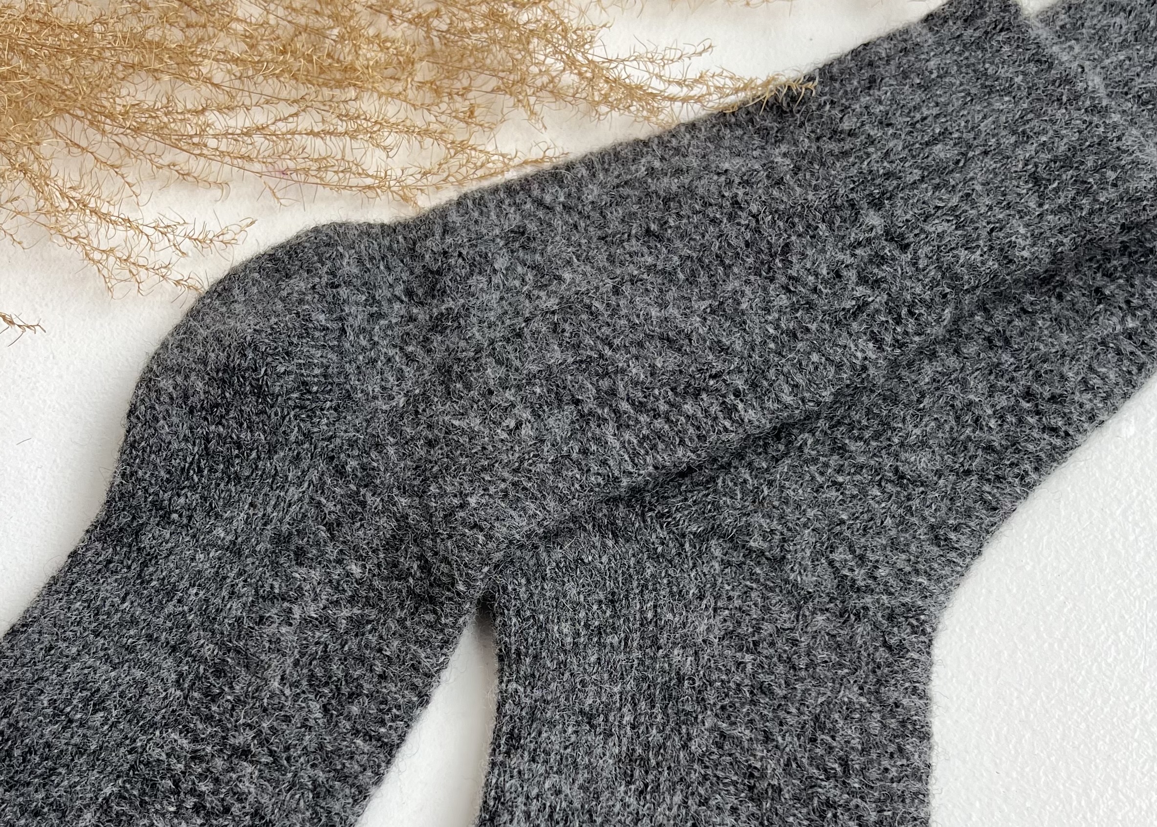 Uus-Meremaa lambavillased sokid GRAFITAS