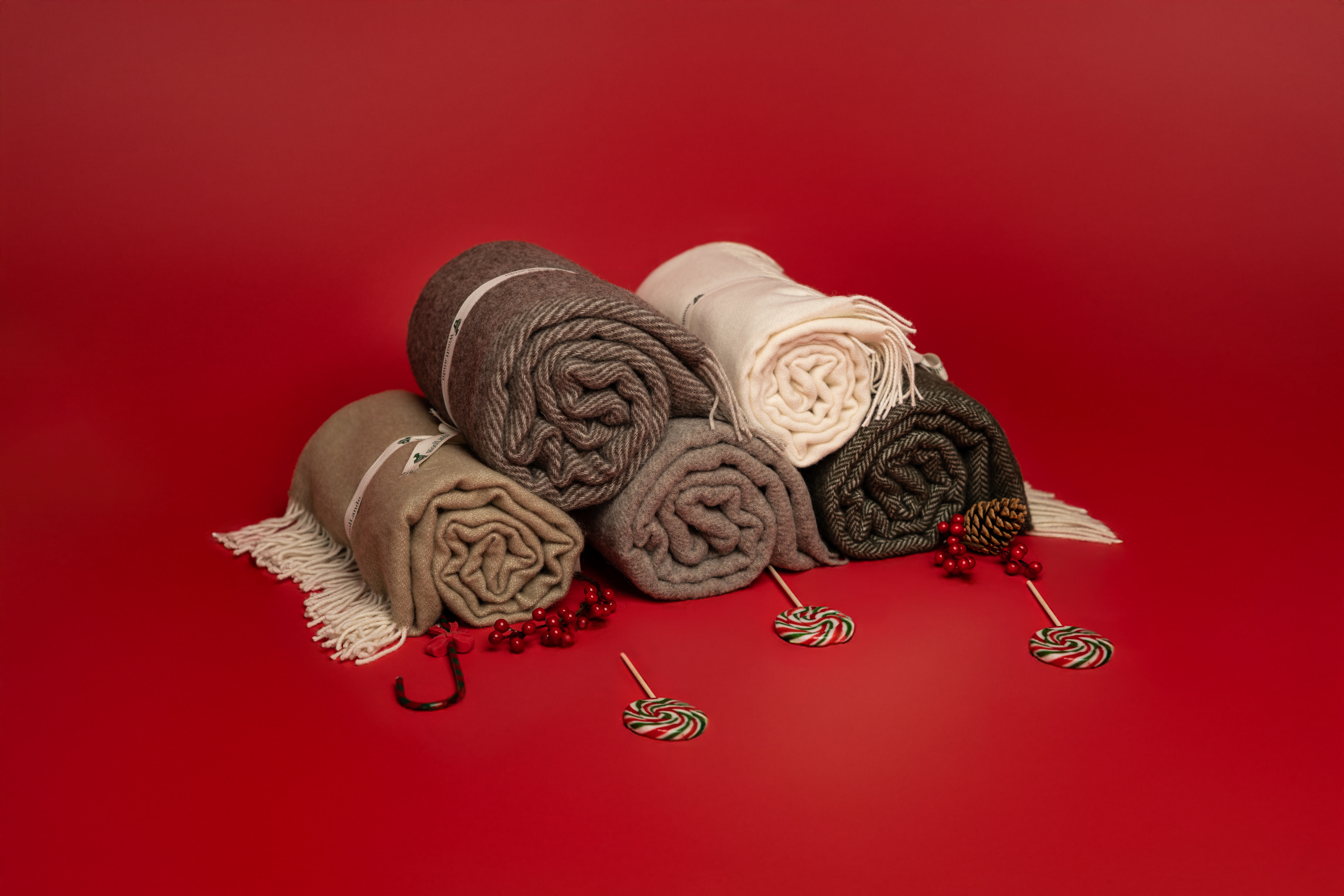 Woolland UUS-MEREMAA 100% villane pleed ROHELINE METS