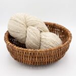 50% koera villa / 50% lambavilla lõng 1 kg – WHITE MELANGE, WoolLando