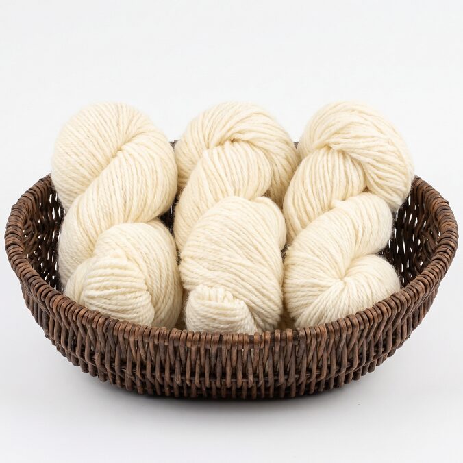 Alpakavilla lõng 100 g – VALGE, WoolLando