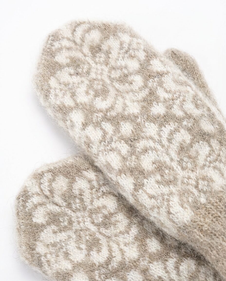 Naiste meriino villased labakindad SNOWFLAKE, WoolLando