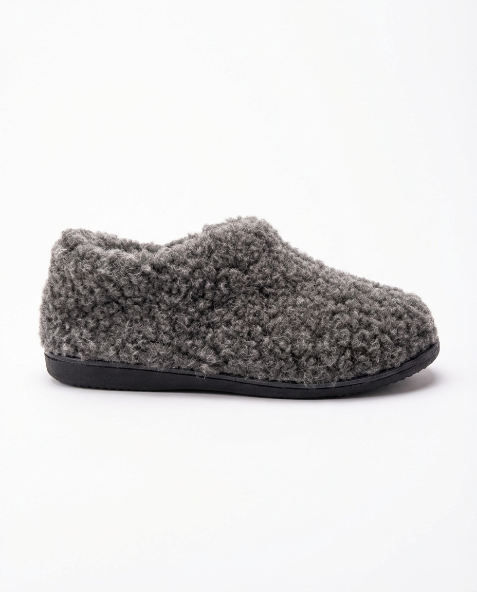 Merinovillased mustad kapsu stiilis kodujalatsid KAJUS, WoolLando