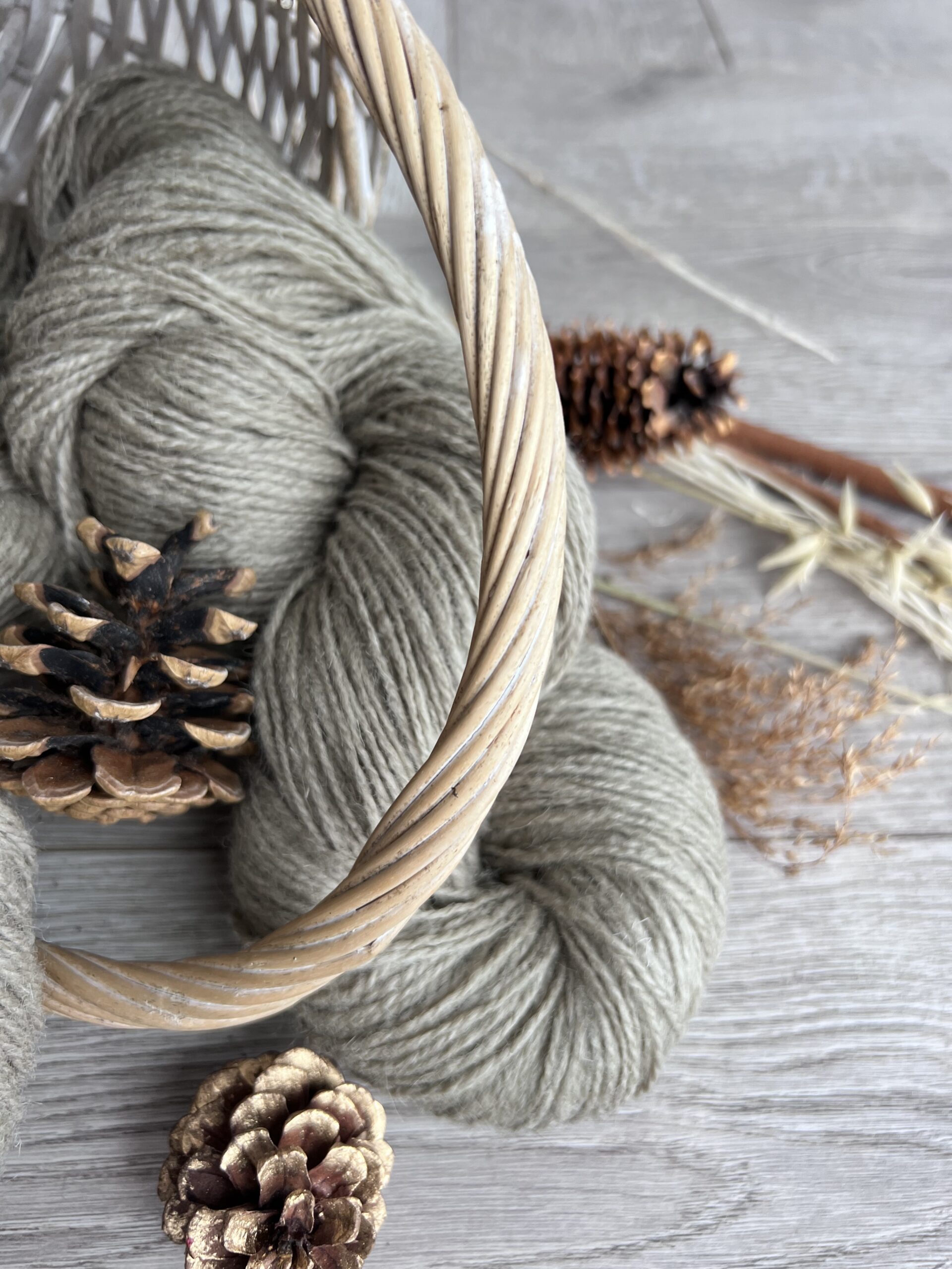 Lambavilla lõng 1 kg – KHAKI, WoolLando