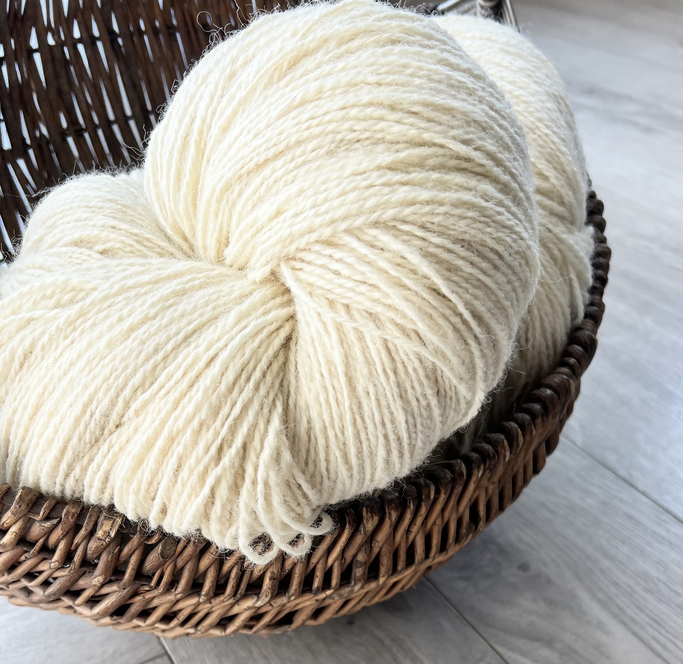 Lambavilla lõng 1 kg – VALGE, WoolLando