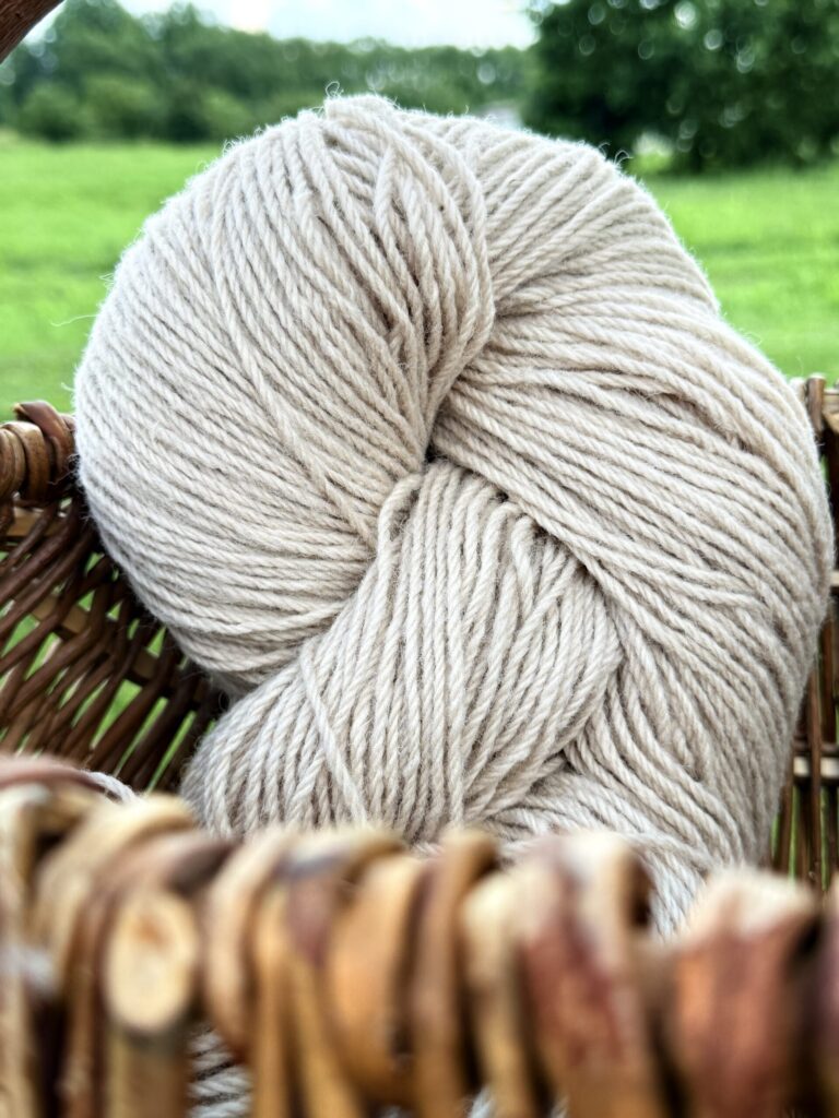 Uus-Meremaa lambavilla lõng 1 kg – LIGHT BROWN, WoolLando