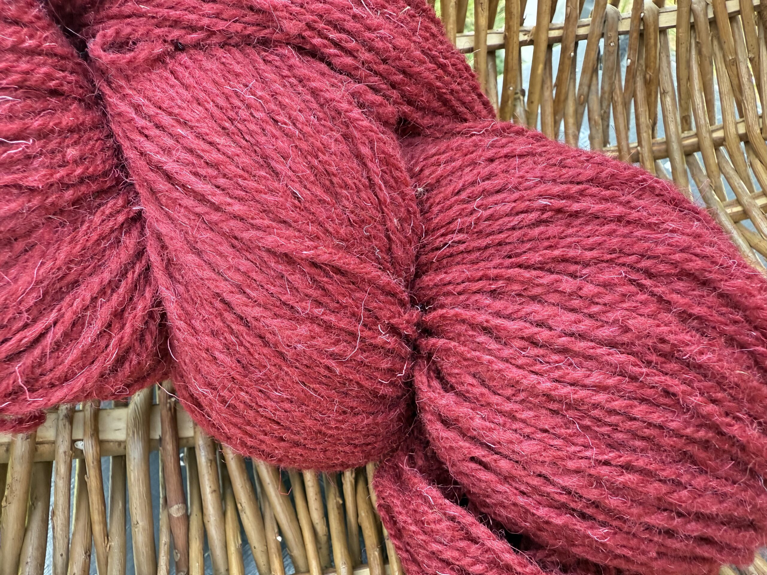 Lambavilla lõng 1 kg – RED, WoolLando