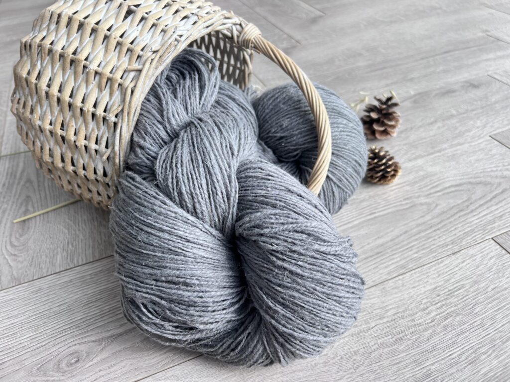 Lambavilla lõng 1 kg – HALL, WoolLando