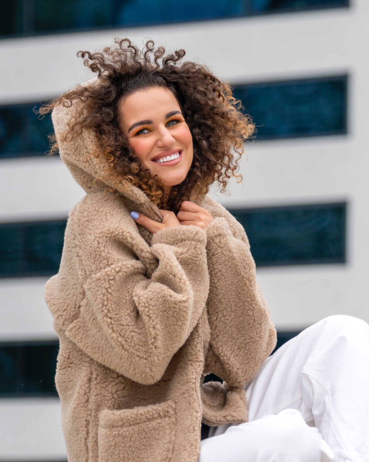 Pruun naiste tallevillane kapuutsiga jakk Zoya, Zaffiro